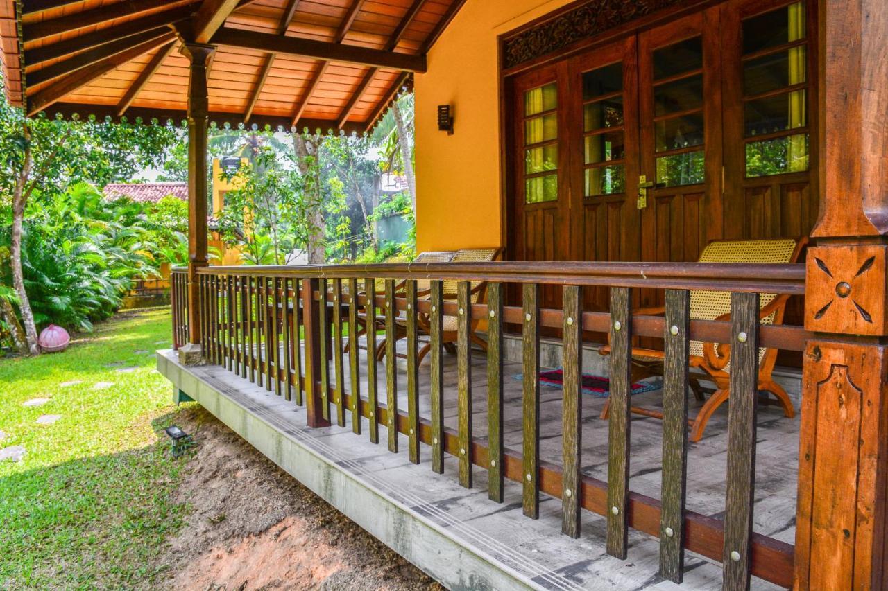 Araliya Gardens Hotel Хиккадува Экстерьер фото