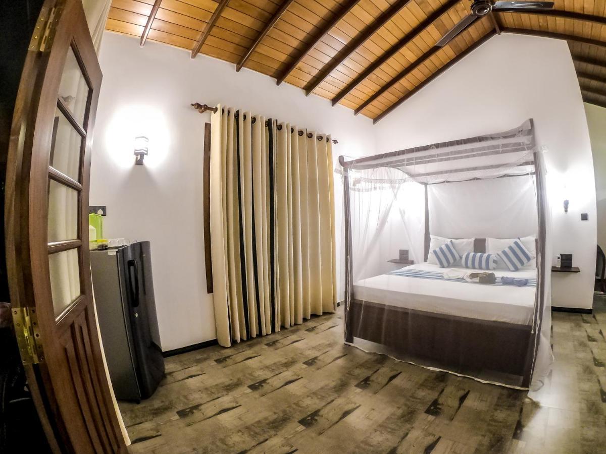 Araliya Gardens Hotel Хиккадува Экстерьер фото