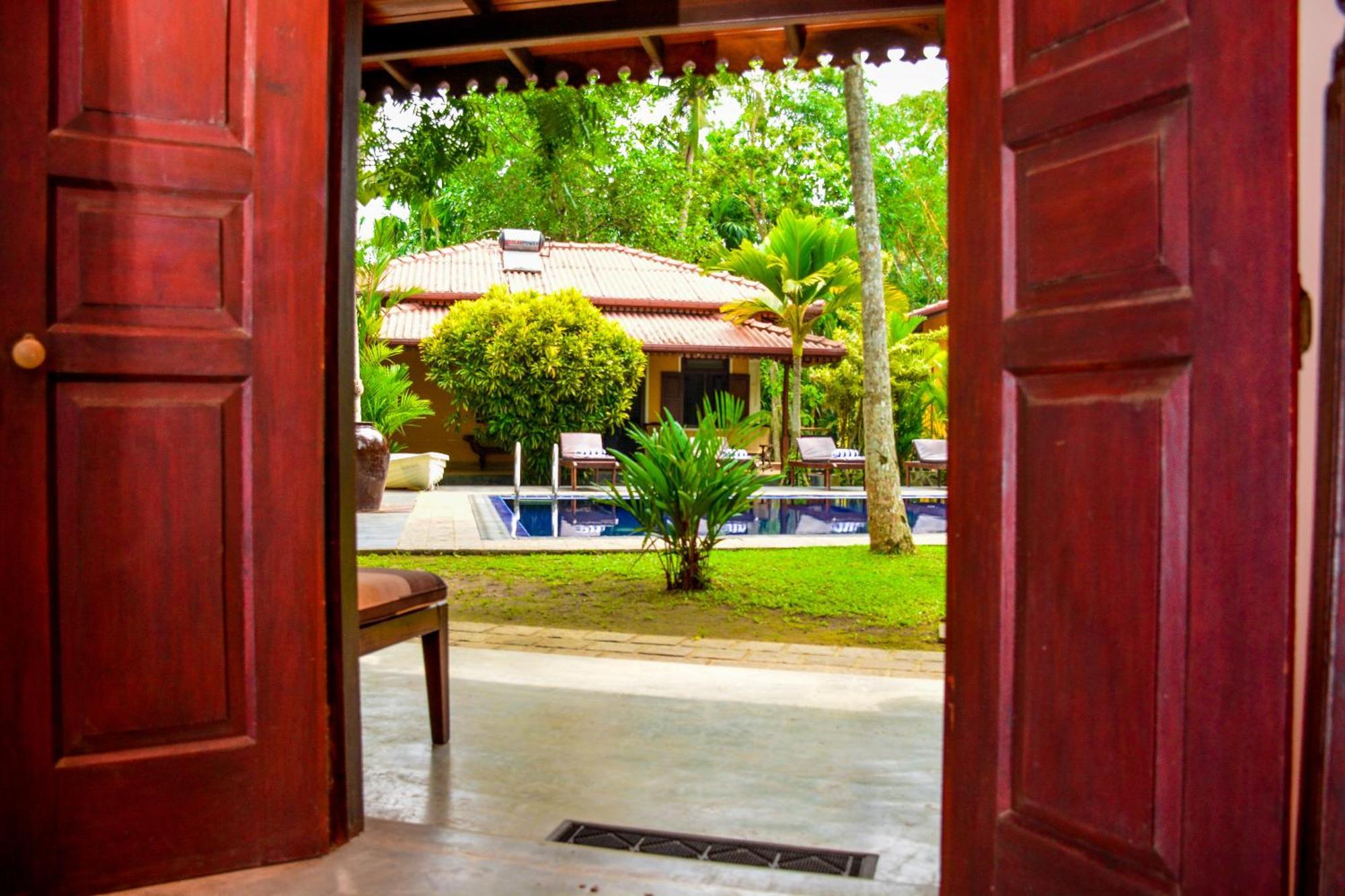 Araliya Gardens Hotel Хиккадува Экстерьер фото