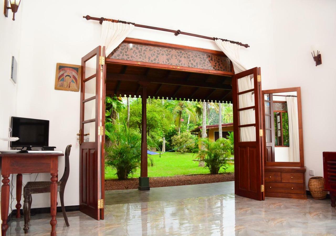 Araliya Gardens Hotel Хиккадува Экстерьер фото