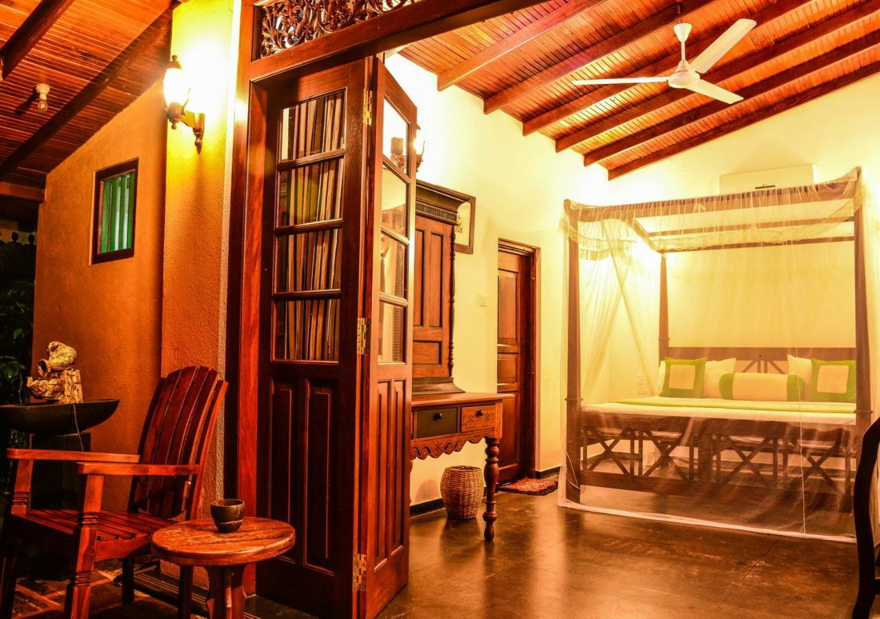 Araliya Gardens Hotel Хиккадува Экстерьер фото