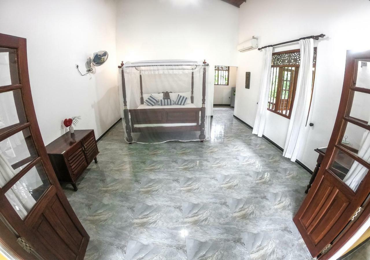 Araliya Gardens Hotel Хиккадува Экстерьер фото