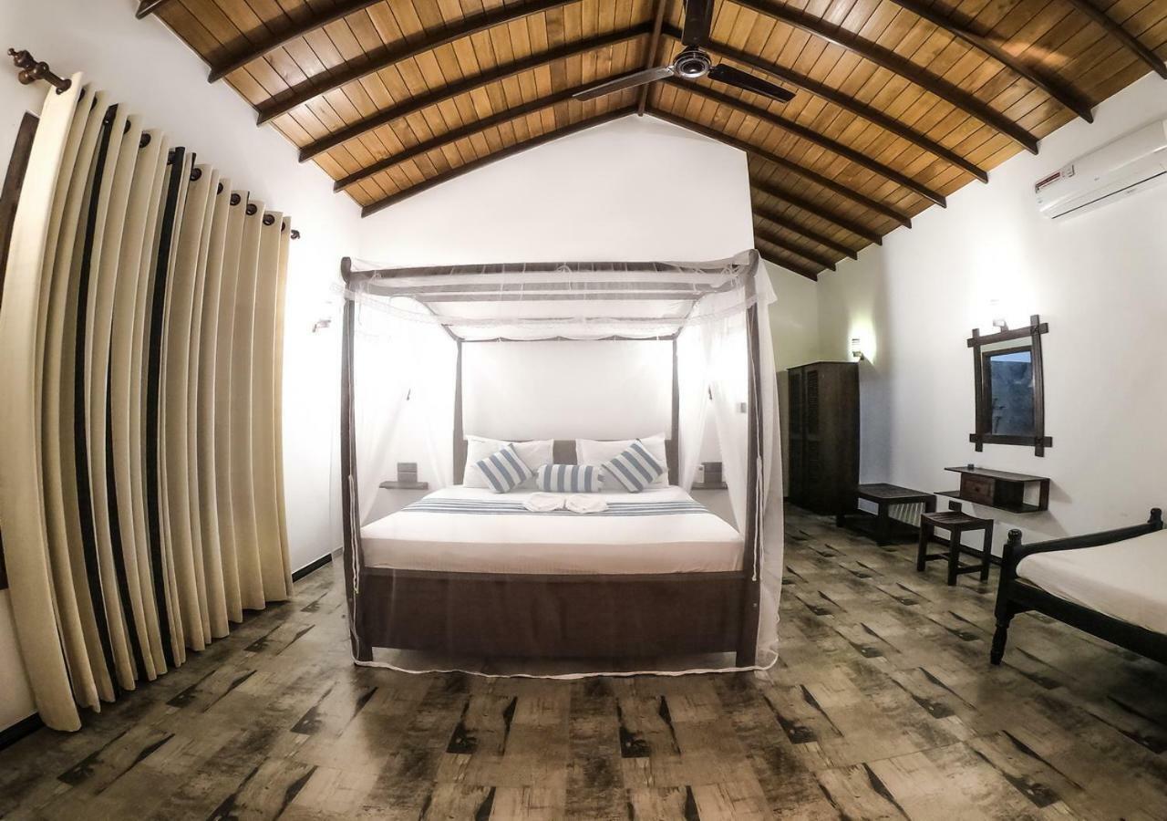 Araliya Gardens Hotel Хиккадува Экстерьер фото