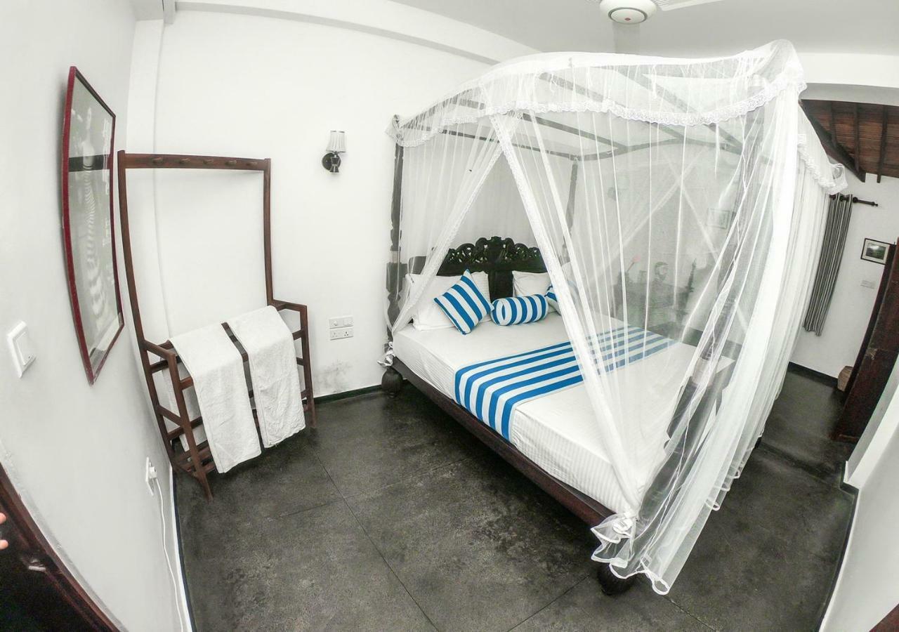 Araliya Gardens Hotel Хиккадува Экстерьер фото